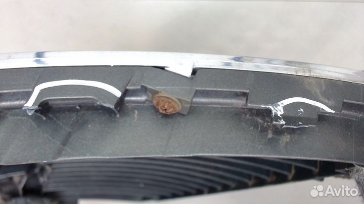 Решетка радиатора Subaru Tribeca (B9), 2006