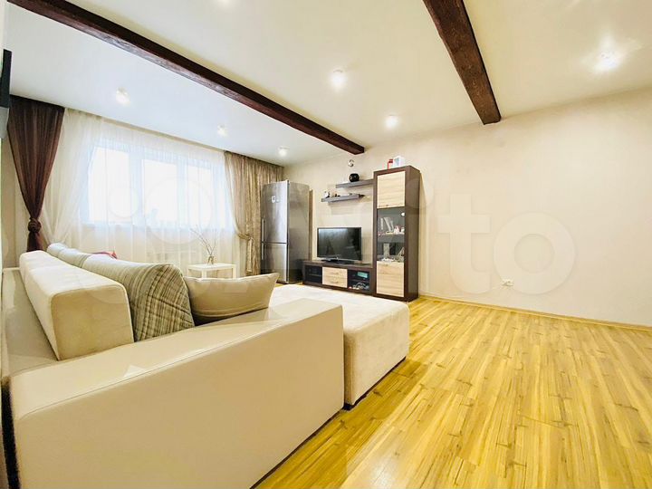 Дом 180 м² на участке 6,7 сот.