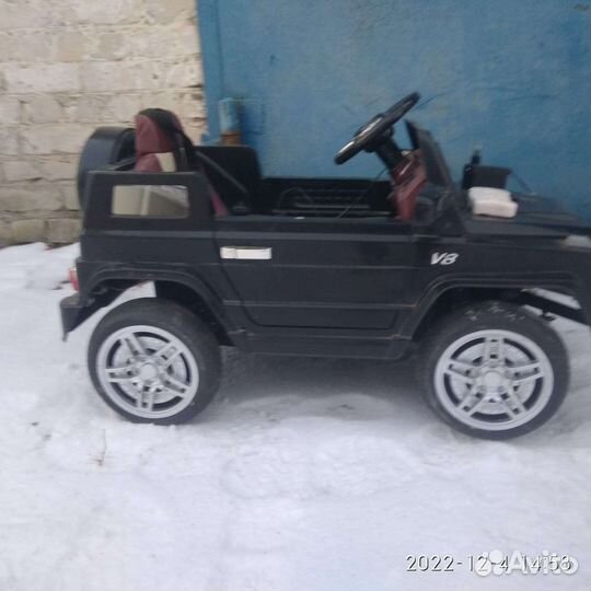 Детский электромобиль бу