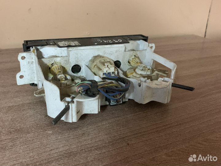 Блок управления печкой Мазда MPV