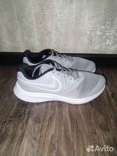 Кроссовки подростковые