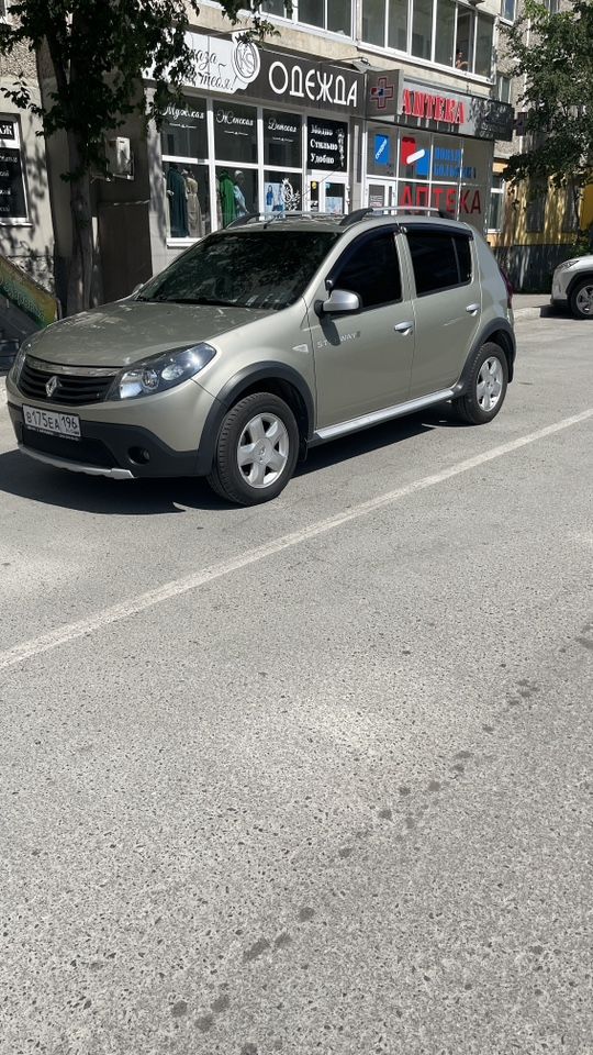 Renault Sandero Stepway: фото владельца