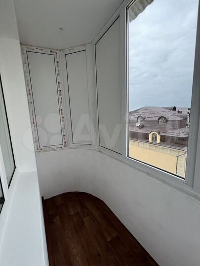 2-к. квартира, 76 м², 10/10 эт.