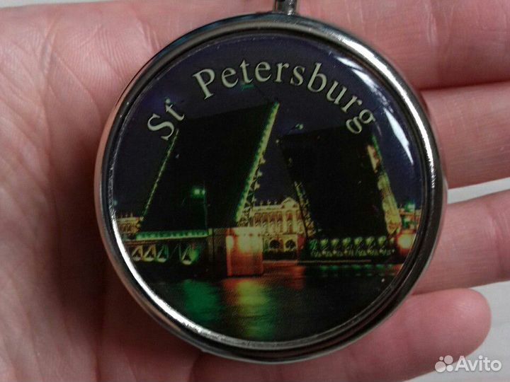 Брелок-контейнер с логотипом St. Petersburg