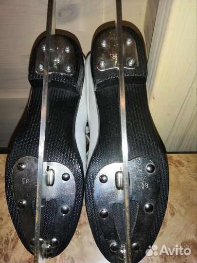 Коньки фигурные детские 34 размер