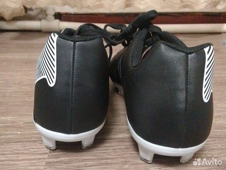 Футбольные бутсы