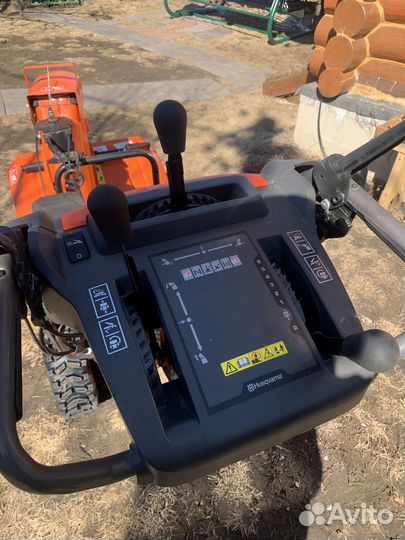 Снегоуборщик husqvarna ST-224