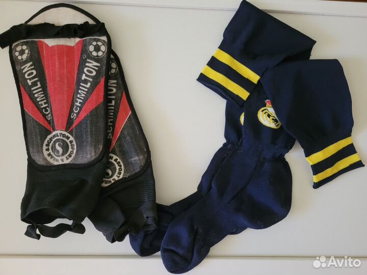 Гетры футбольные 43-44 и щитки