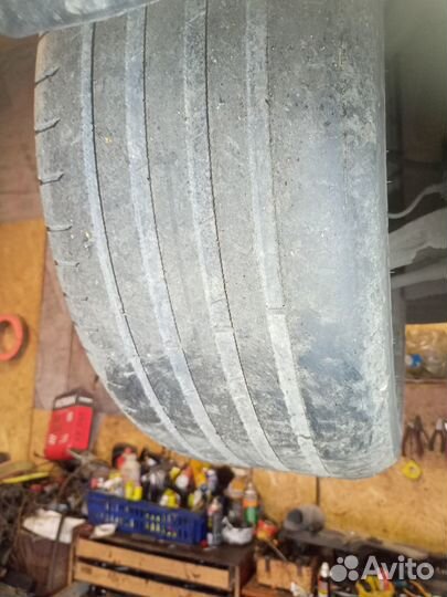 Колеса на Mercedes R18 летние