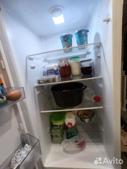Продам холодильник бу