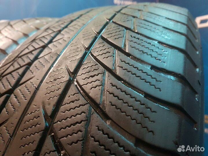 Bridgestone Blizzak LM-001 225/60 R18