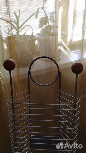 Стойка металлическая для дисков