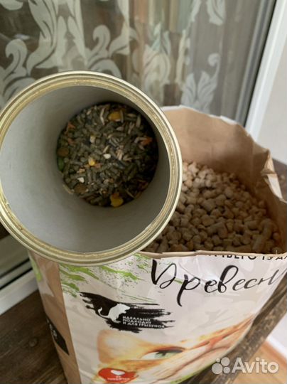 Древесные гранулы для кошек и грызунов