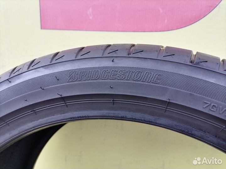 Bridgestone Turanza T005 255/40 R21