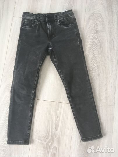 Джинсы Zara 122