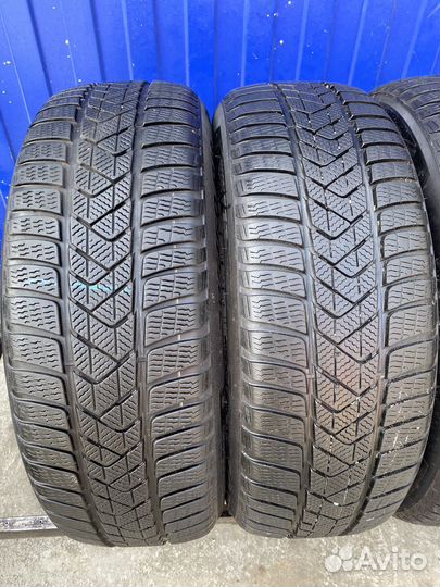 Pirelli Scorpion Winter 225/60 R18