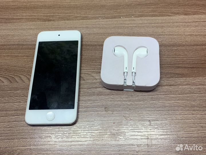 Плеер iPod touch 5 64GB