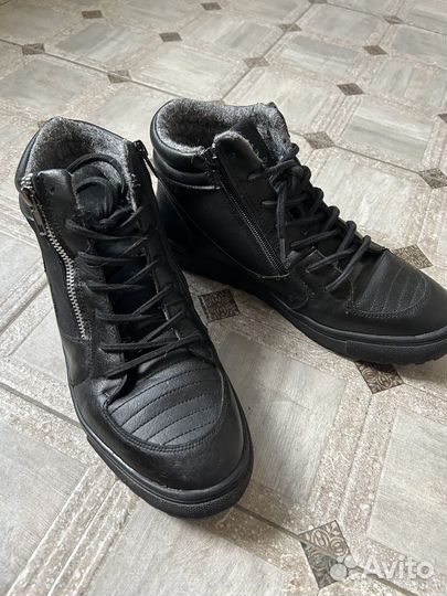 Ботинки подростковые