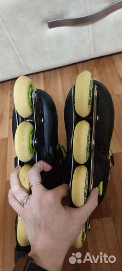 Роликовые коньки