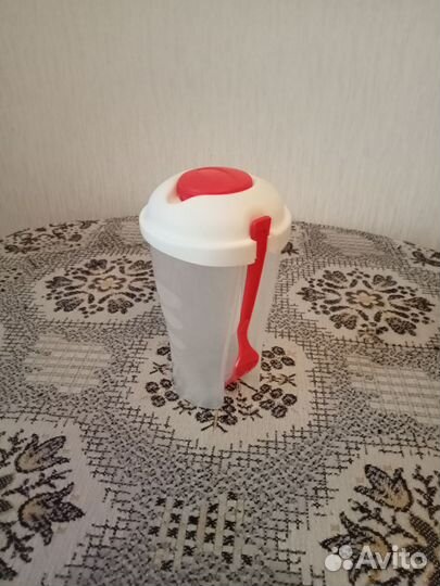 Бутылки пластиковые для спорта и отдыха, новые