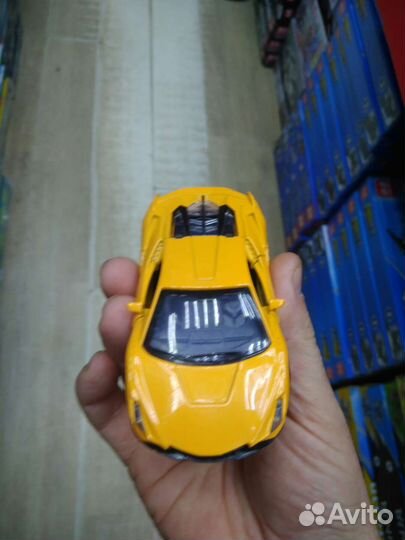 Автомобиль Ломбарджини а может и не Ломбарджини