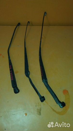 Поводок дворников на Mazda 6 GG