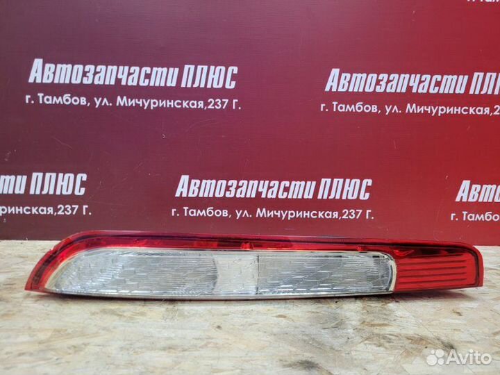 Фонарь задний левый Ford Focus 2