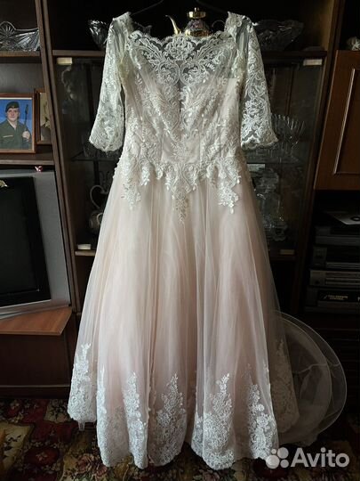 Платье свадебное