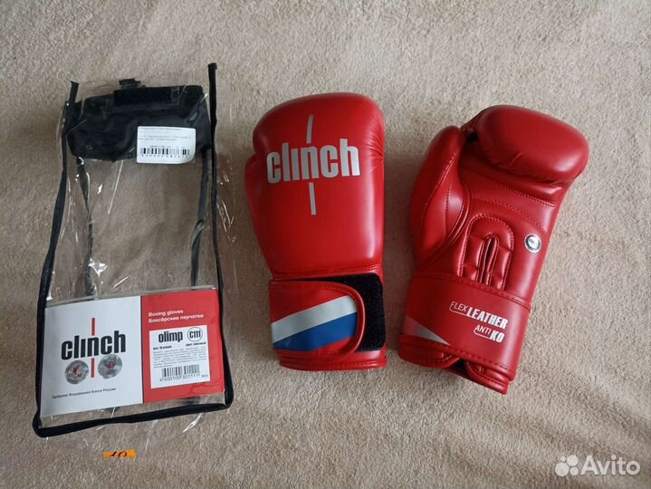 Боксерские перчатки