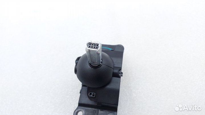 Б/У Селектор АКПП Состояние отличное, оригинал