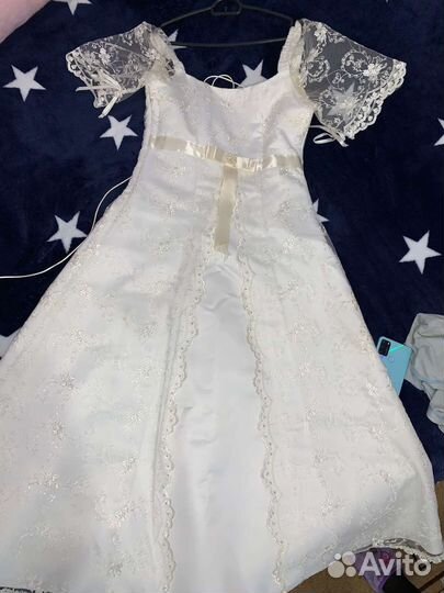 Платье праздничное, в хорошем состоянии
