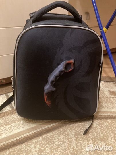 Школьный рюкзак