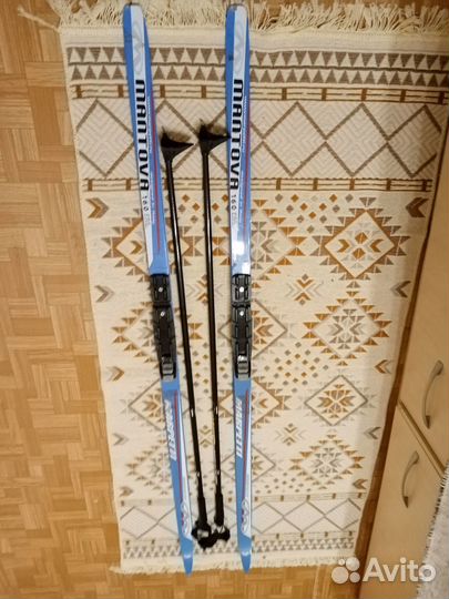 Лыжи и палки для ребёнка в Колпино