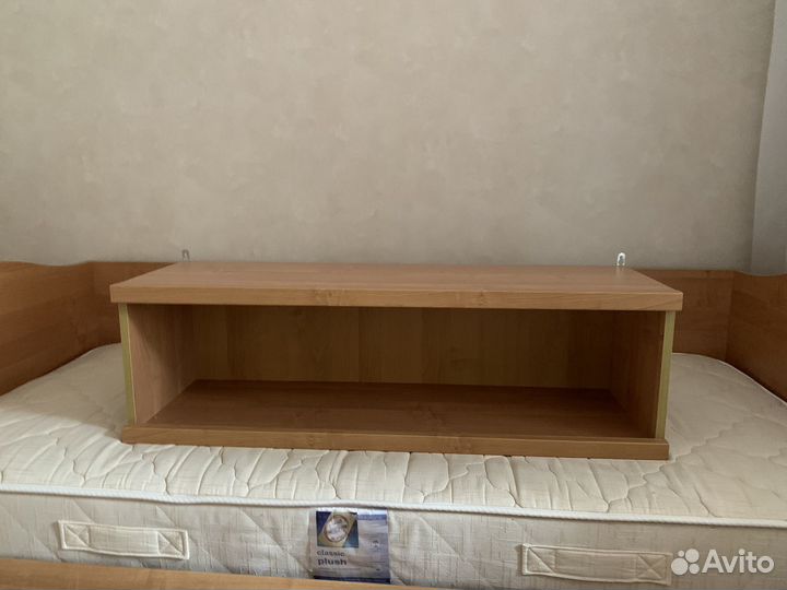 Полка книжная