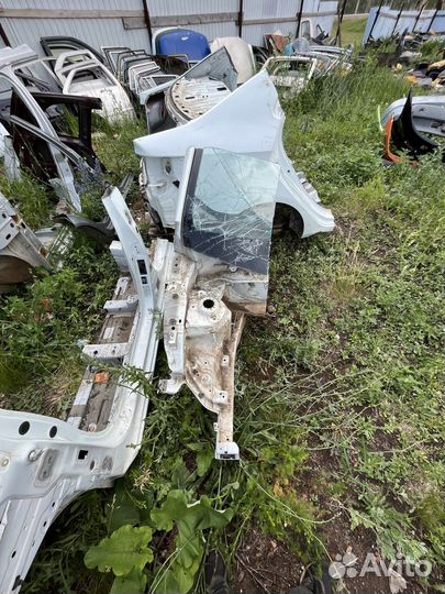 Четверть передняя правая kia rio 3