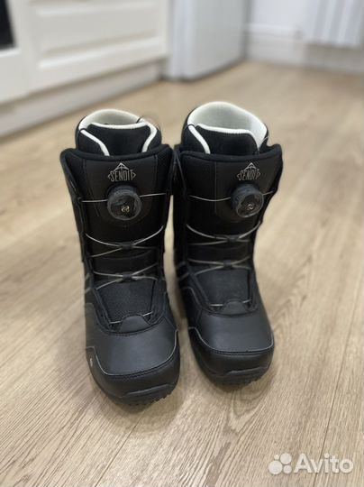 Сноубордические ботинки женские