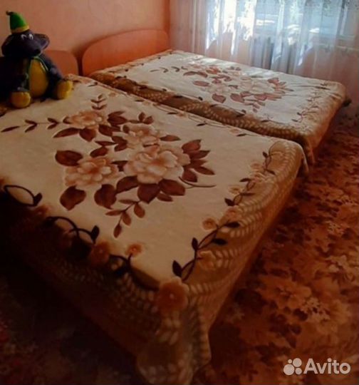 Кровать с матрасом