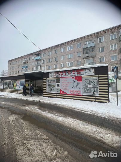 Павильон оборудованный витринами под мелкоштучку