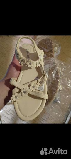Сандалии женские новые 37 40