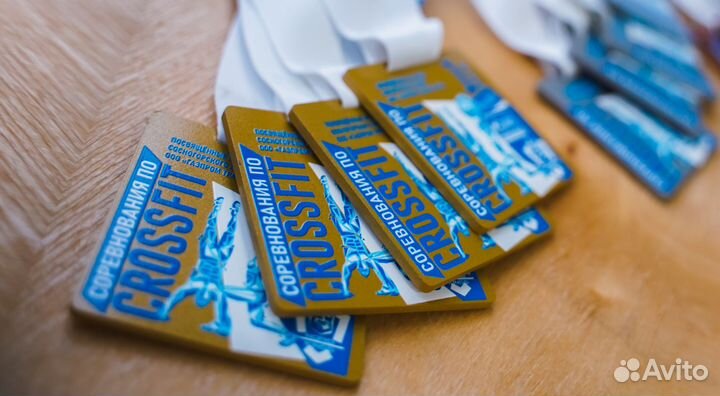 Медаль металлическая с лентой