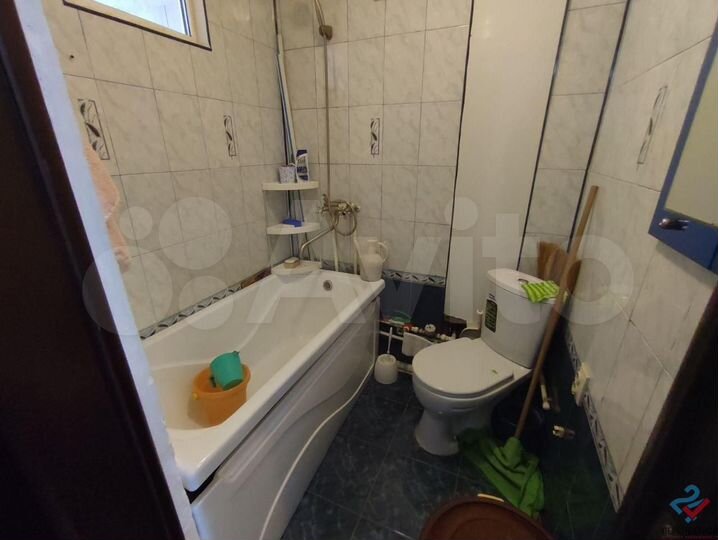 2-к. квартира, 47 м², 1/4 эт.