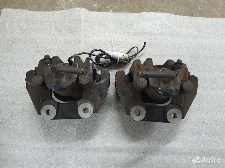 Суппорты задние bmw e60 m5 2шт