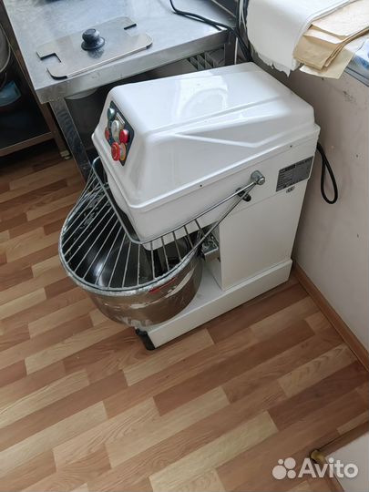 Продам готовый бизнес -суши и пончики