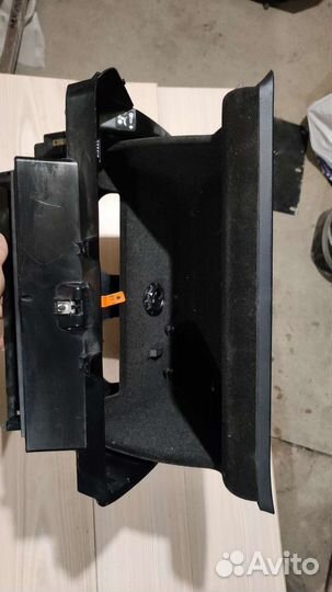 Бардачок volkswagen Passat b6