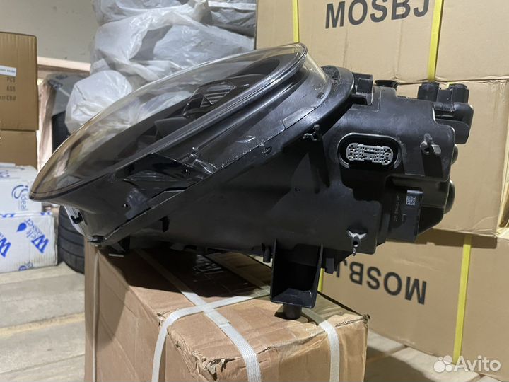 Фара леваая porshe cayenne 3 2021