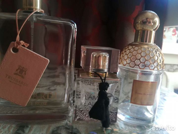 Флаконы от парфюма, румян. Оригинал