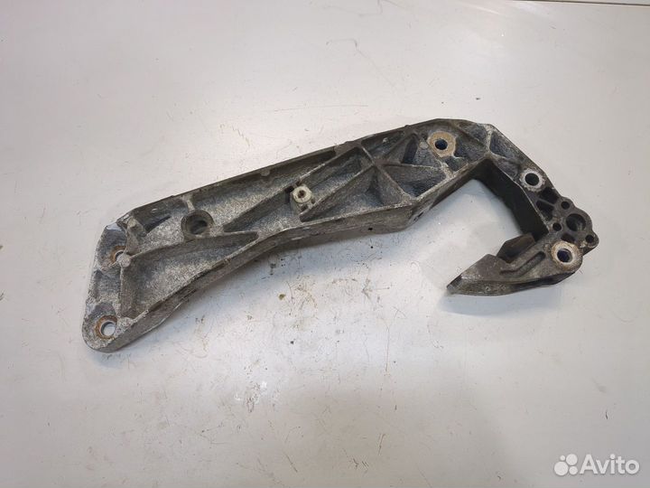 Балка под кпп BMW 5 F07 Gran Turismo, 2011