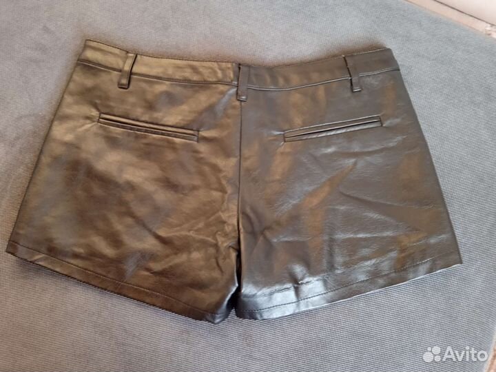 Кожаные шорты