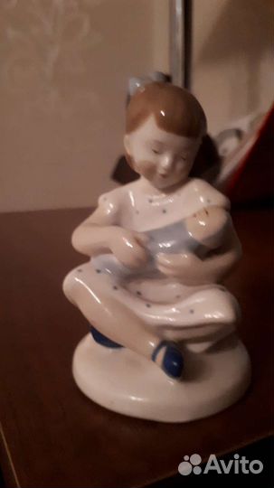 Девочка с куклой лфз