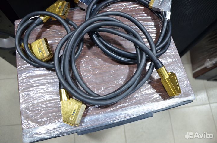 Кабели фирменные Scart-Scart Belsis